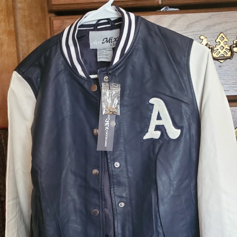 SM Female Jacket